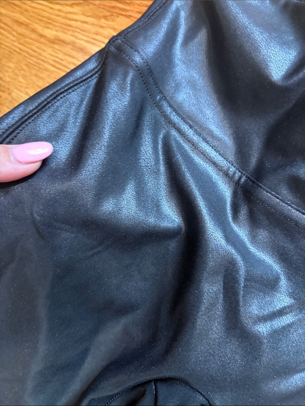 SPANX Black Faux Leather shapewear athletic Leggings yoga NWOT lustrous Small - Picture 4 of 7